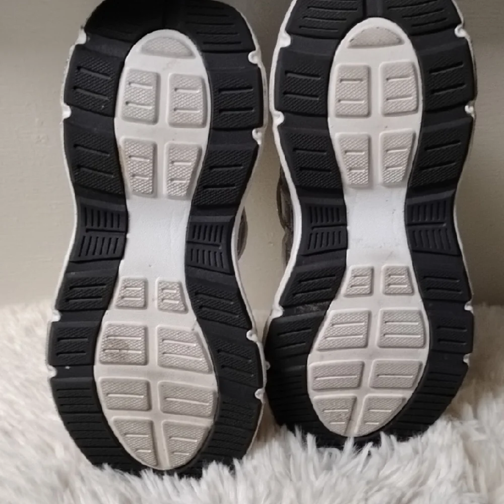 Stylish Silver and White Kids Like 7/10 Years Old Sneakers